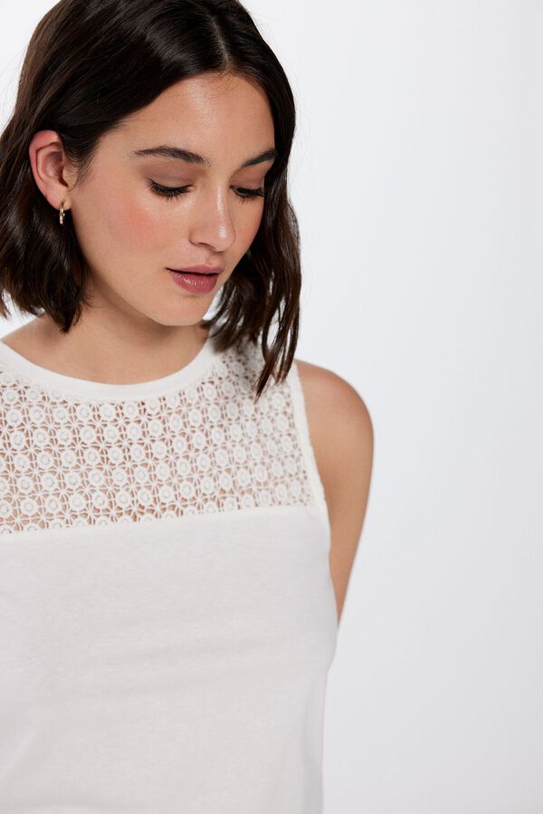 Springfield Playera crochet canesú estampado