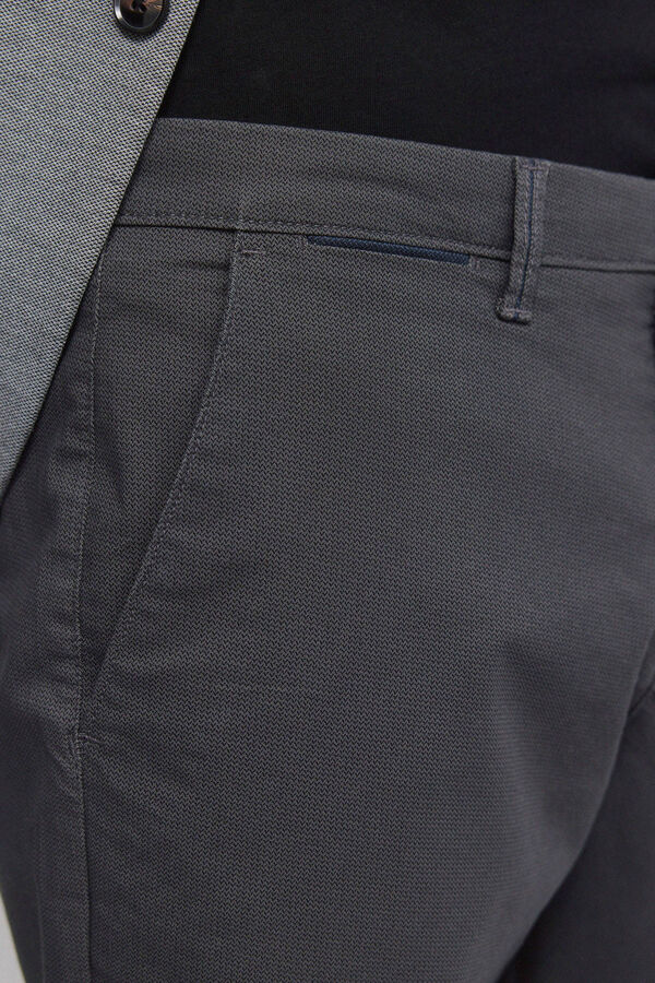 Springfield Pantal&oacute;n chino microestampado slim fit gris