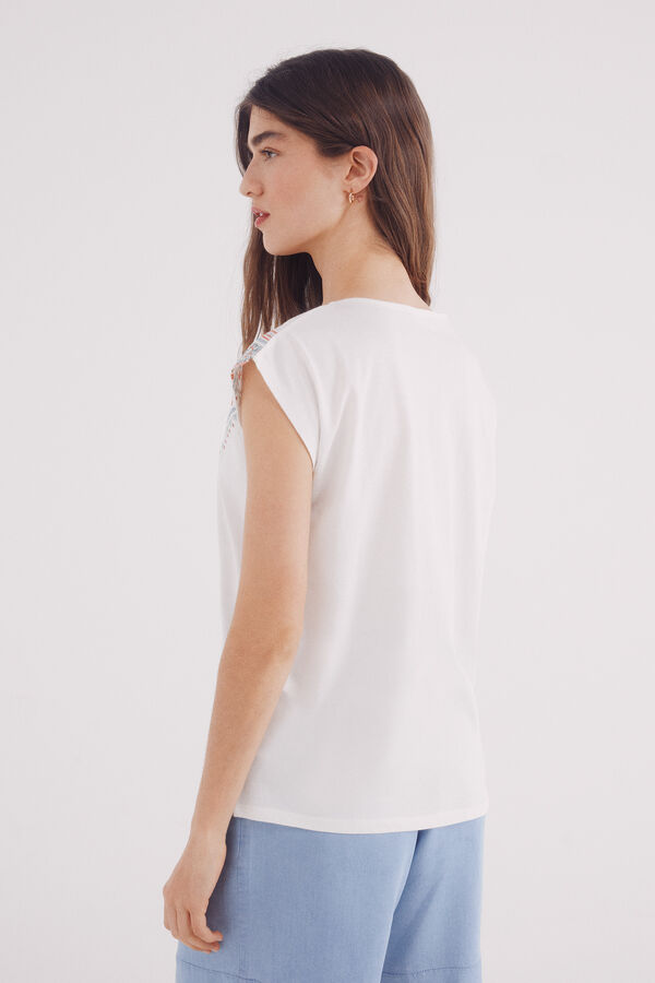 Springfield Playera gráfica lace cuello natural