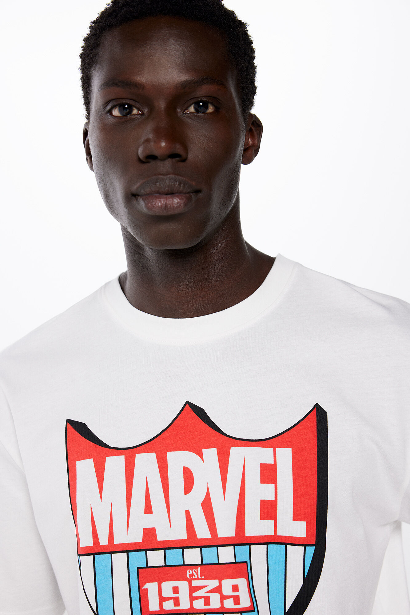Playera marvel hotsell