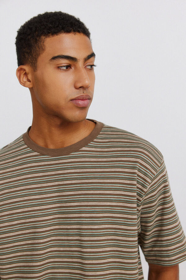 Springfield Playera con textura de rayas caf&eacute;