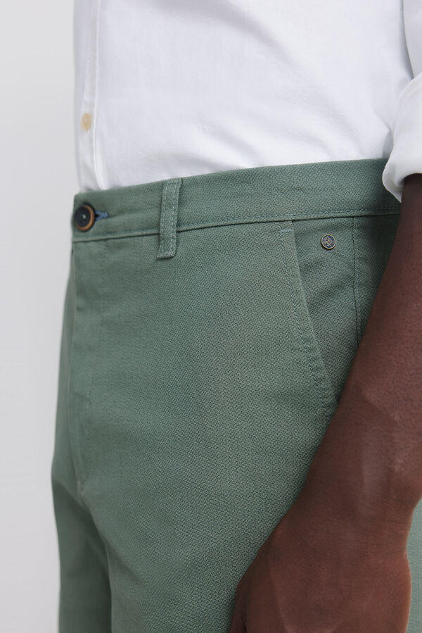 Springfield Pantal&oacute;n microestampado slim fit verde