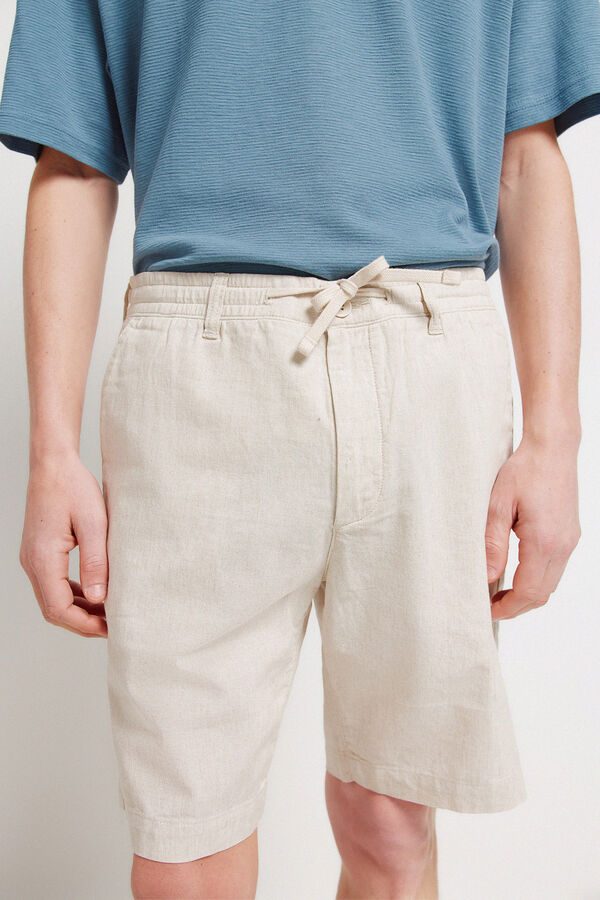 Springfield Bermudas slim fit c&oacute;modas de lino beige