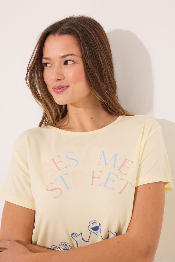 Womensecret Pijama de viscosa amarillo soft touch "Barrio Sésamo"  amarillo