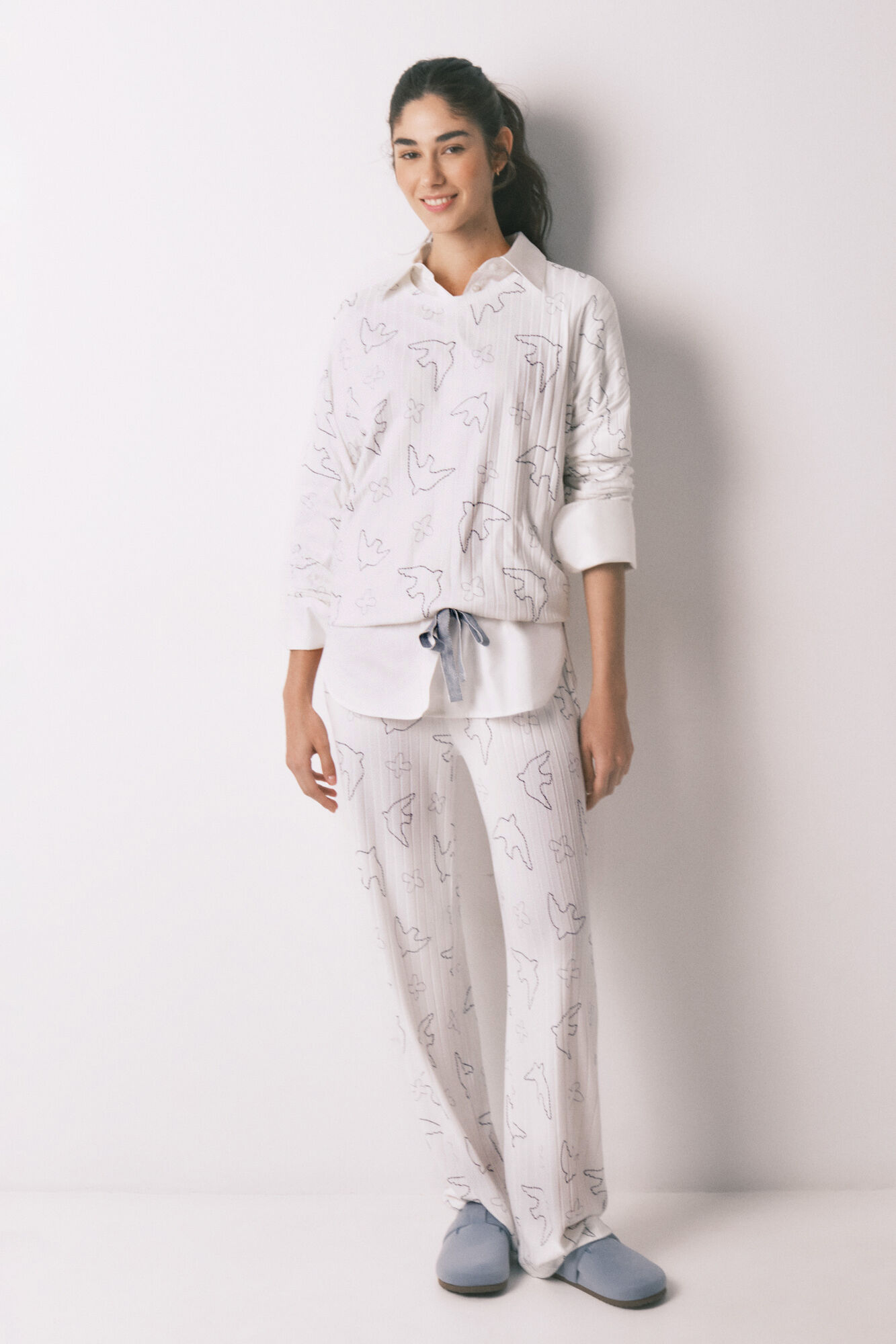 Women'secret Pijama larga acanalada con estampado de p&aacute;jaros blanco
