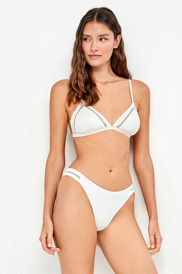 Gisela Panty de bikini brasile&ntilde;o troquelado marfil
