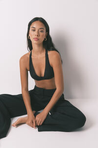 Women'secret Brasier cuello halter de tul negro con cierre especial 