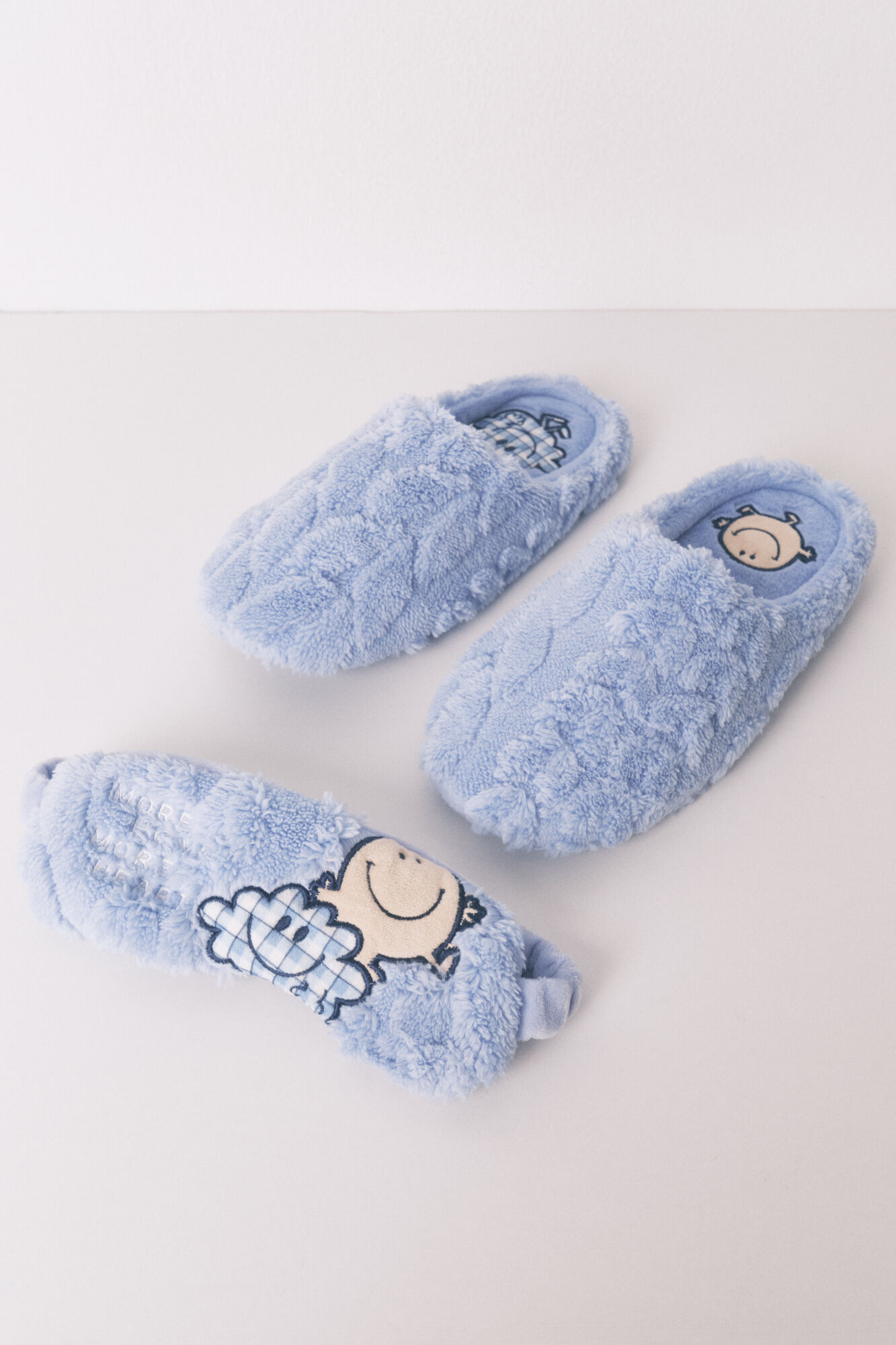 Women'secret Pack de pantuflas para casa y antifaz SmileyWorld&reg;