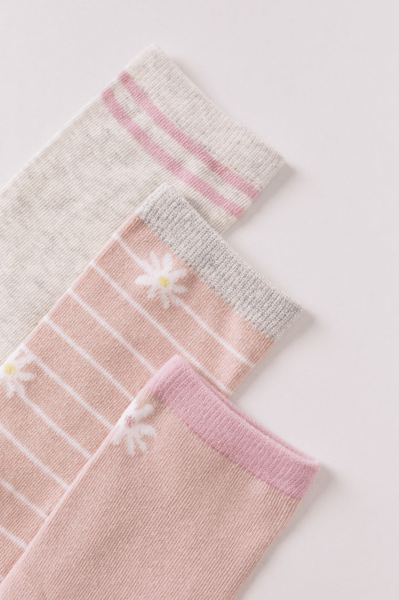 Women'secret Paquete de 3 calcetines largos con estampado de flores