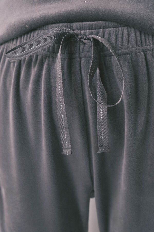 Women'secret Pijama larga de terciopelo gris suave y brillante. gris