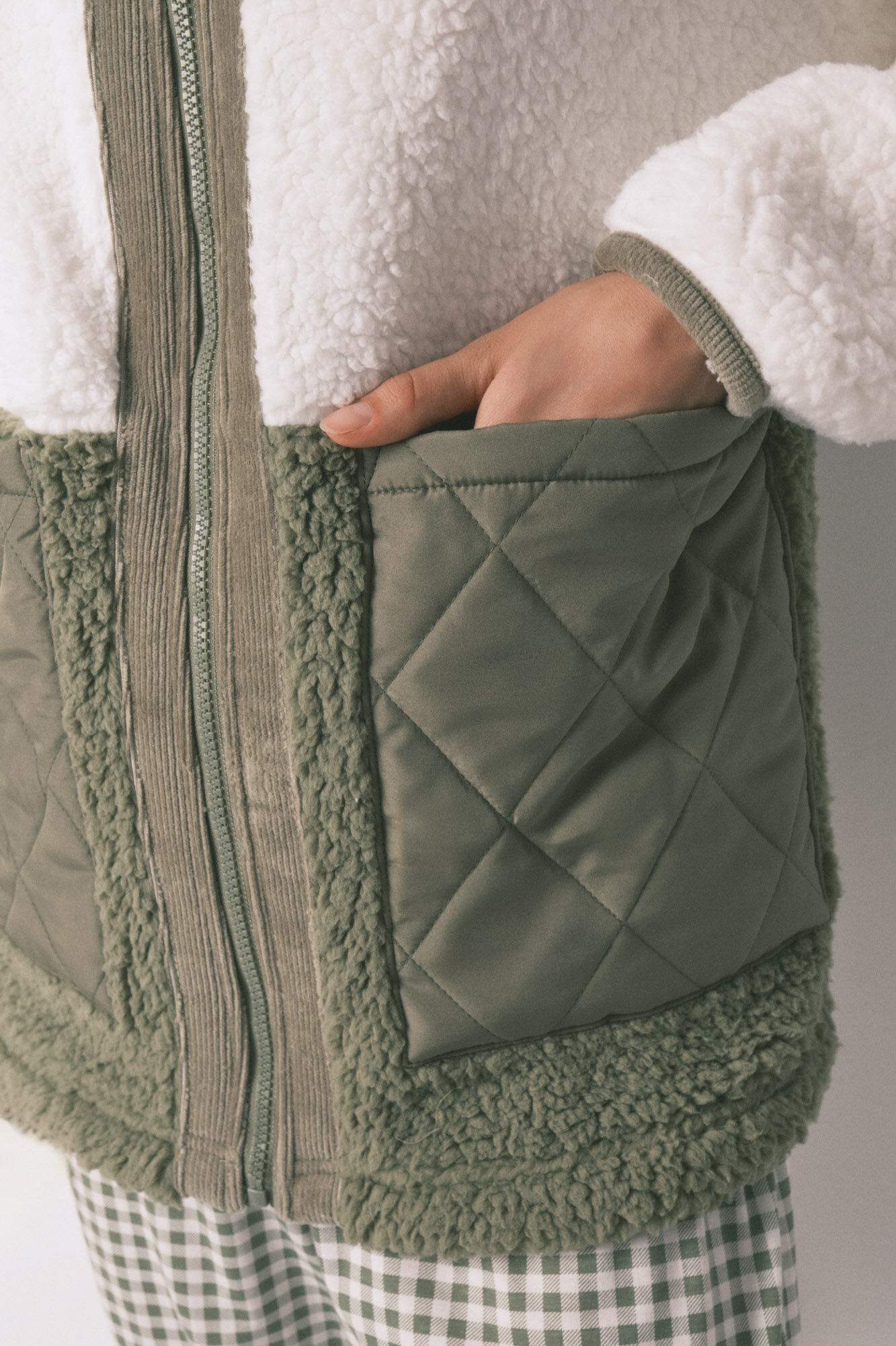 Women'secret Bata midi de borrego con bloques verdes