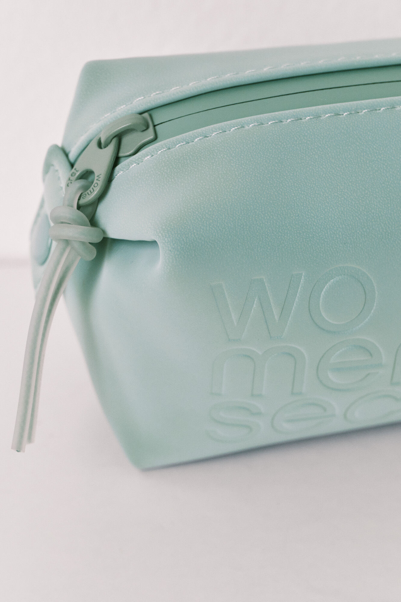 Women'secret Neceser peque&ntilde;o con cierre verde