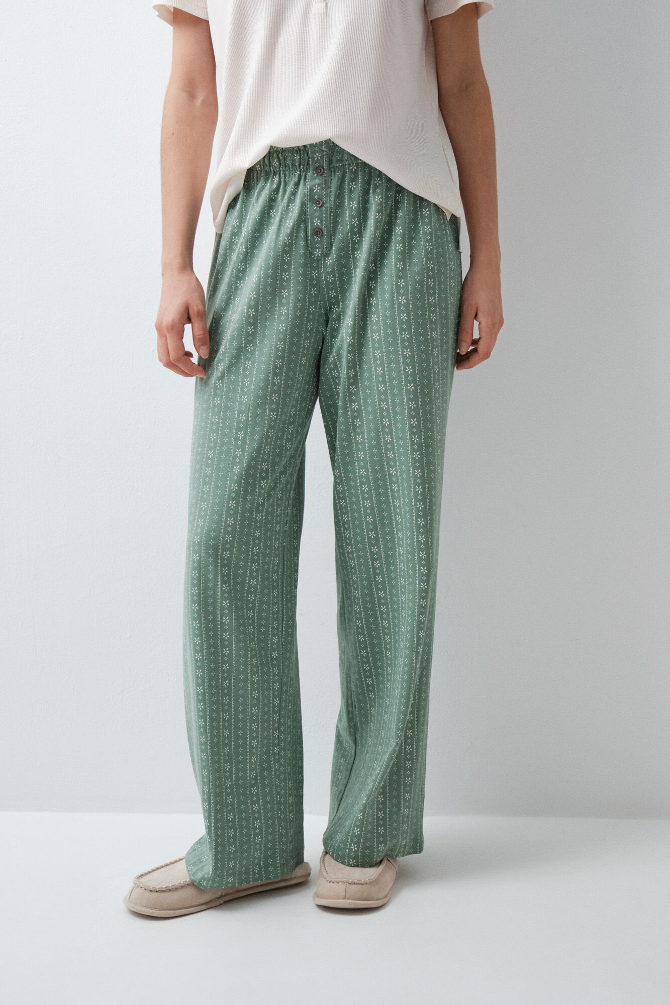 Women'secret Pantal&oacute;n largo de algod&oacute;n con estampado floral verde