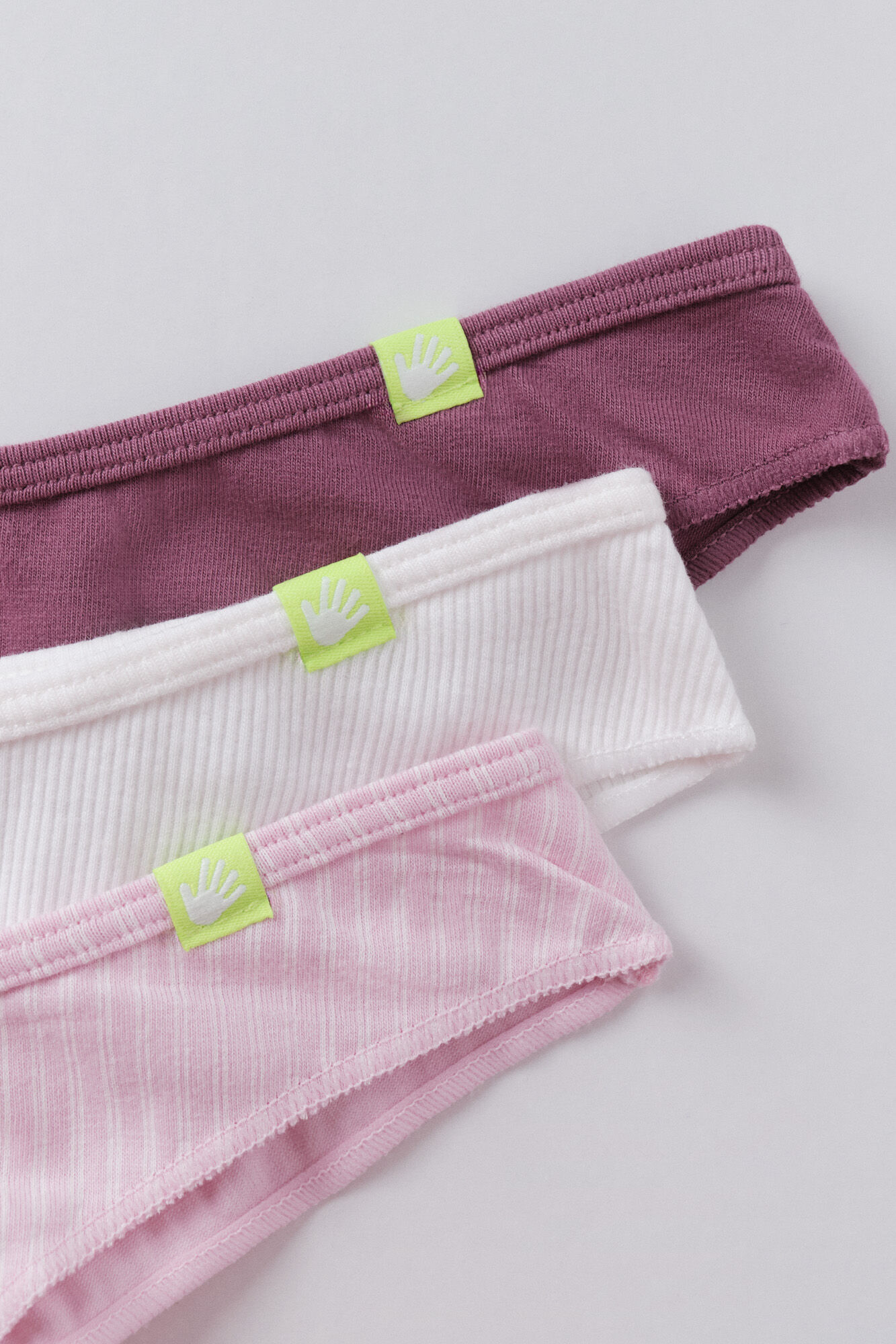 HI&BYE Pack de 3 panties brasile&ntilde;as en color blanco, rosa y morado