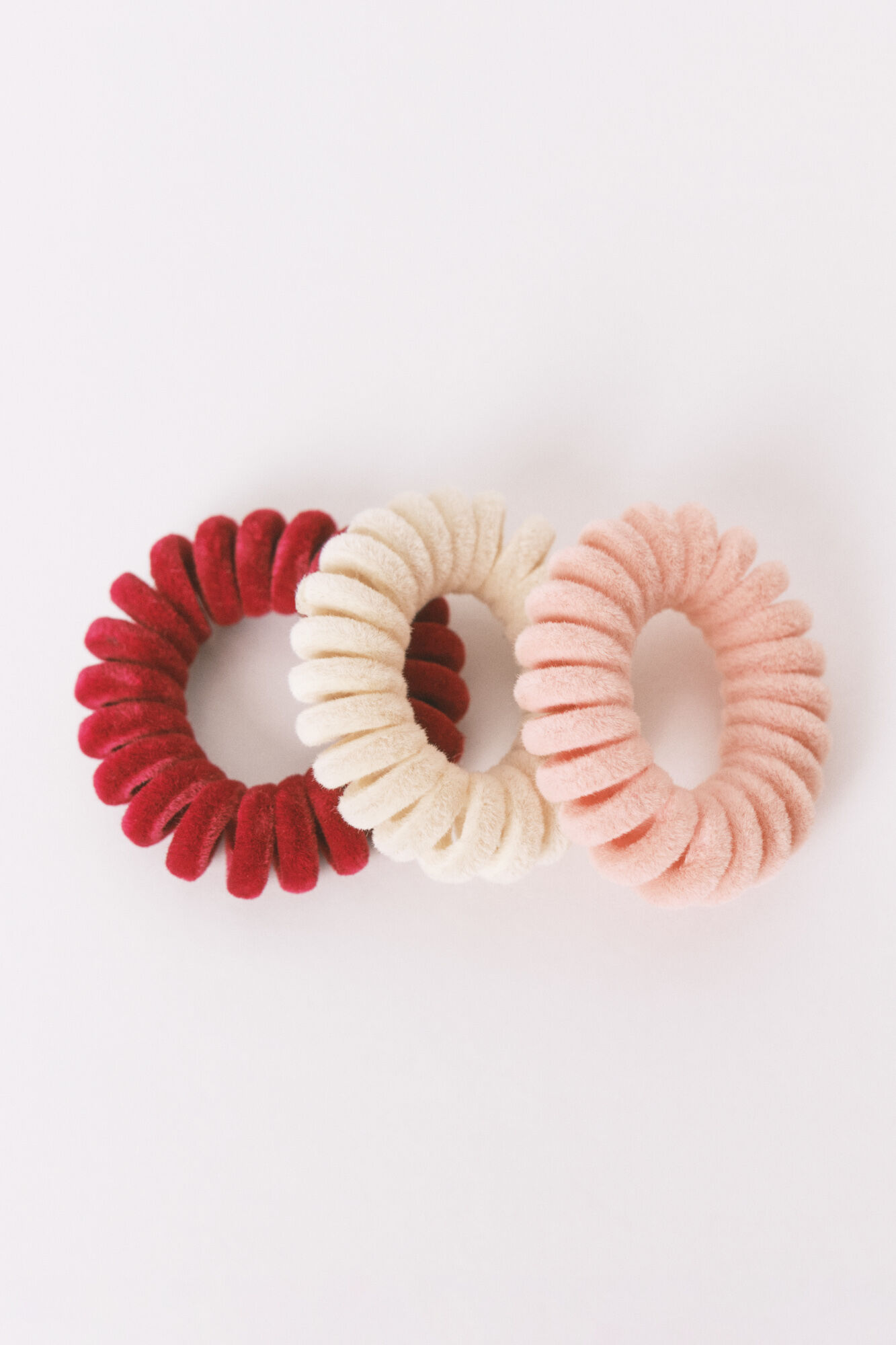 Women'secret Pack de 3 mini gomas para el pelo en color rojo, rosa y beige