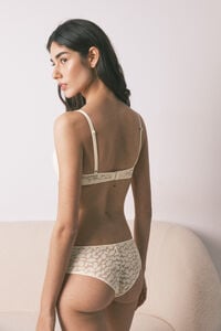 Women'secret Panty brasile&ntilde;o ancho de encaje beige