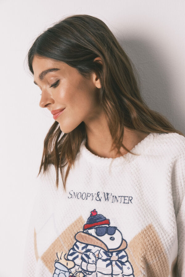 Women'secret Pijama larga de forro polar mousse de Snoopy marfil