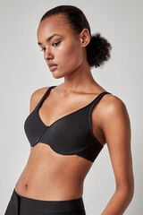 Gisela Brasier con varilla y capacidad negro
