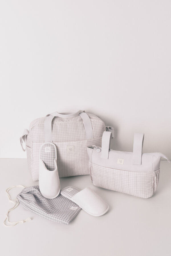 Womensecret Bolsa de premamá grande de cuadros vichy en gris oscuro . gris