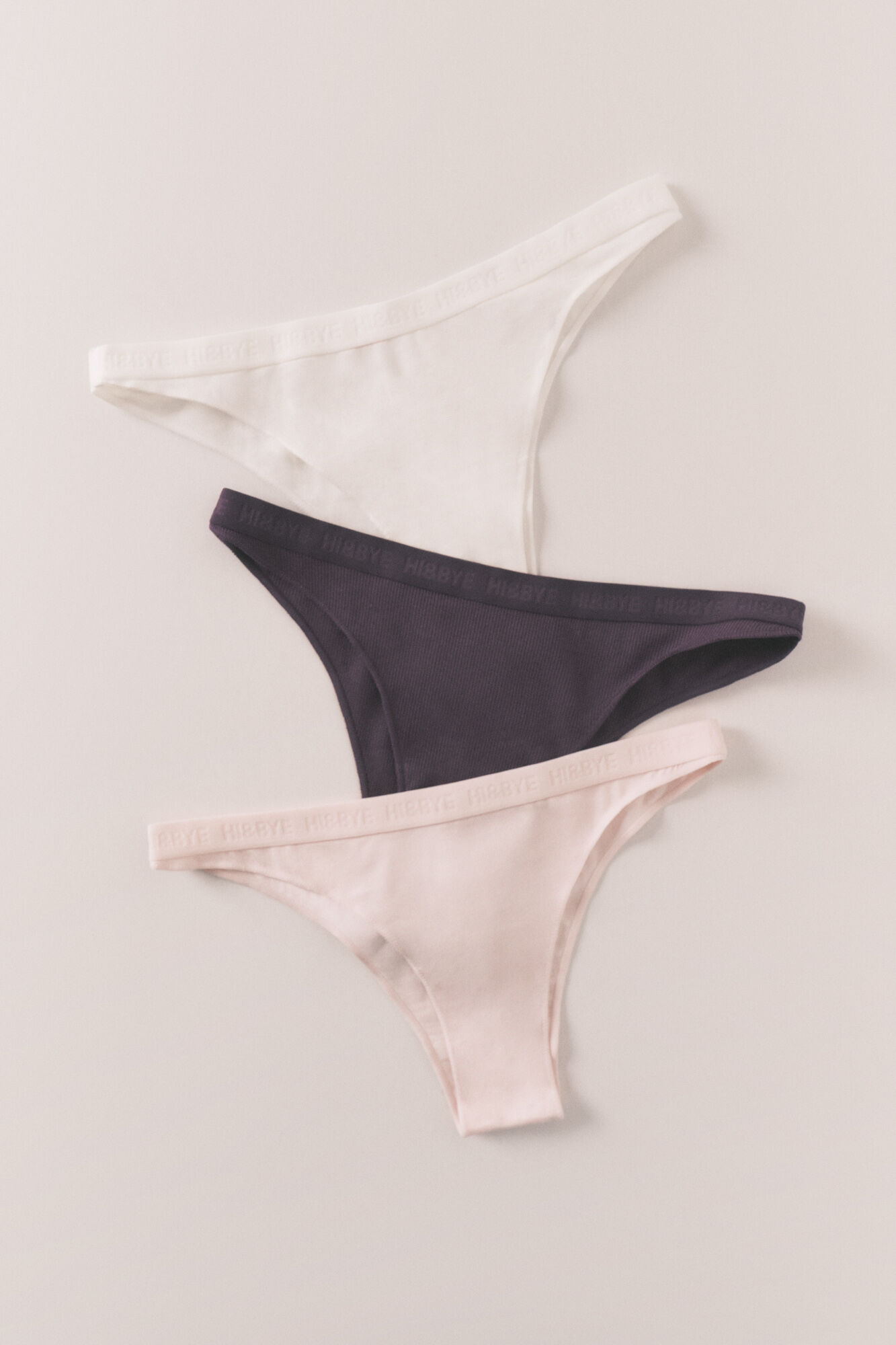 HI&BYE Pack de 3 panties brasile&ntilde;as morado, blanco y rosa