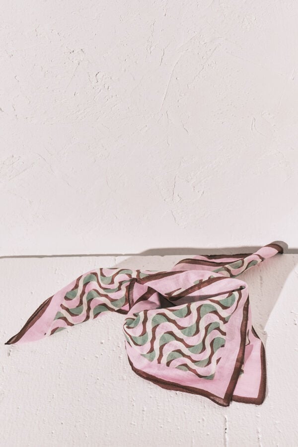 Women'secret Pa&ntilde;uelo estampado geom&eacute;trico de algod&oacute;n estampado