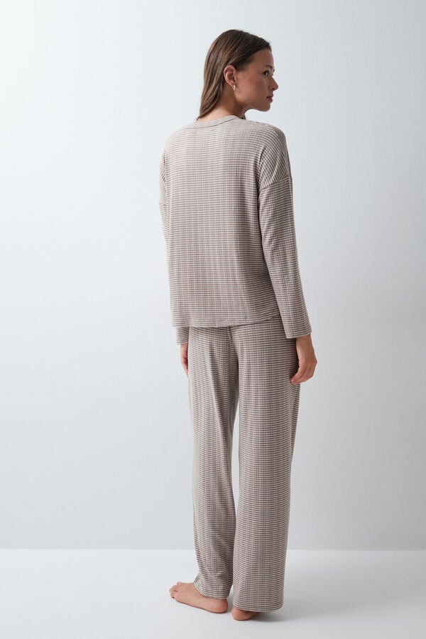 Women'secret Pijama larga de rayas marr&oacute;n estampado