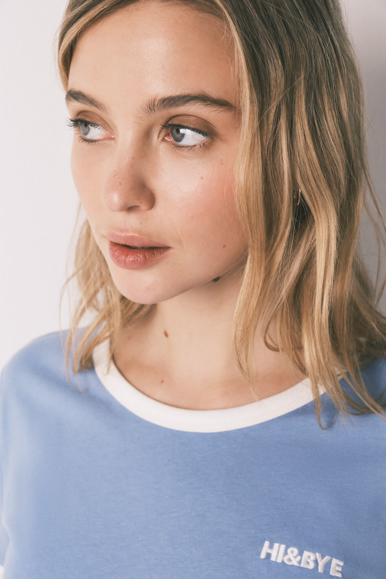 HI&BYE Playera lisa de manga corta de 100% algod&oacute;n azul