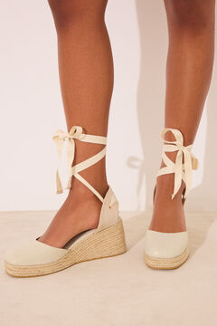 Womensecret Chanclas de plataforma de esparto doradas café