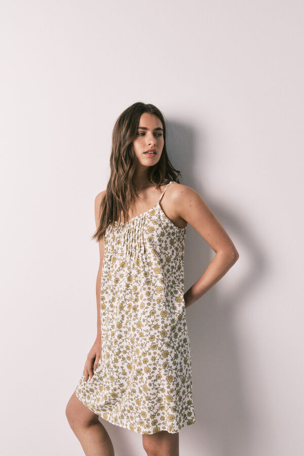 Women'secret Camis&oacute;n corto de tirantes con estampado floral verde estampado