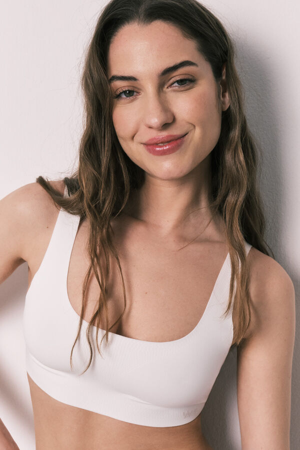 Women'secret Top liso clean cut de microfibra blanco marfil