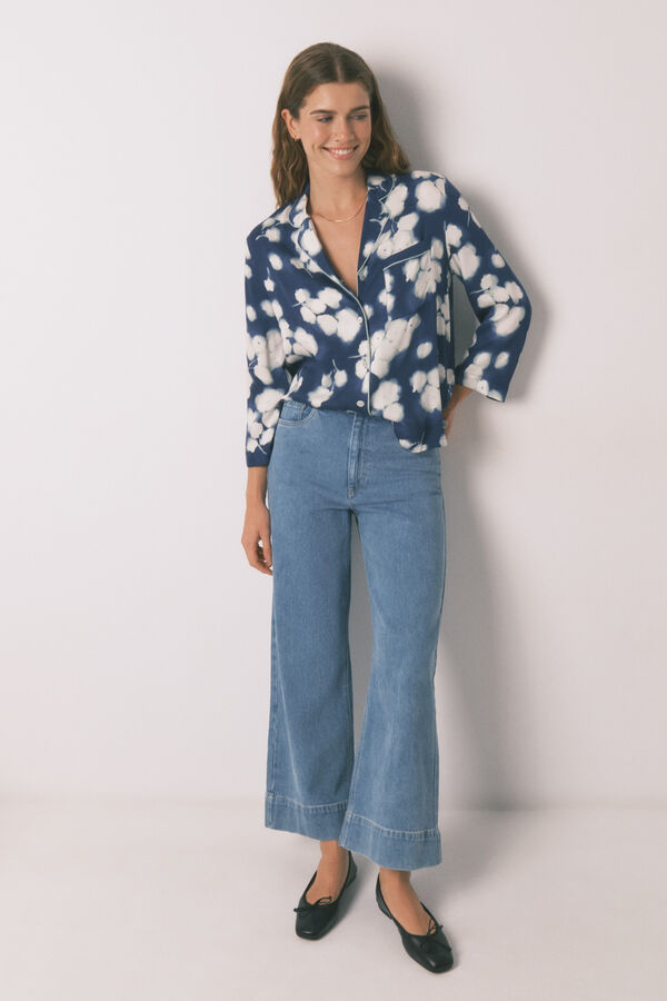 Womensecret Pijama camisera largo de viscosa con estampado floral azul estampado