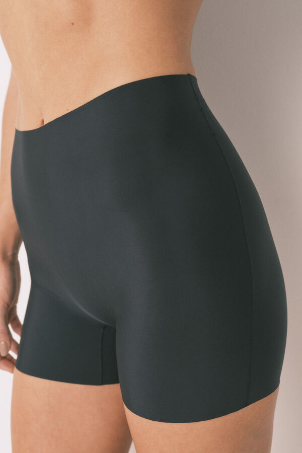 Women'secret Pantal&oacute;n interior negro de corte limpio negro