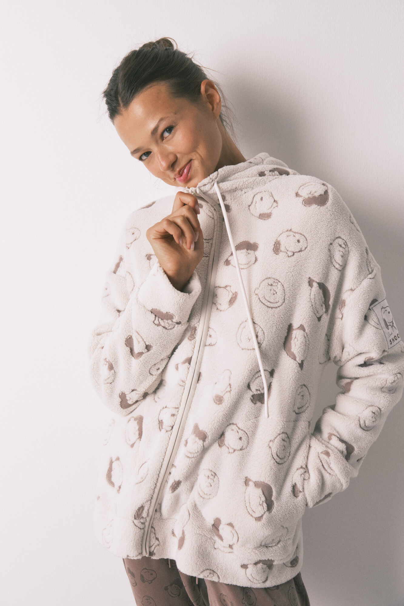 Women'secret Bata short de borrego blanca de Snoopy