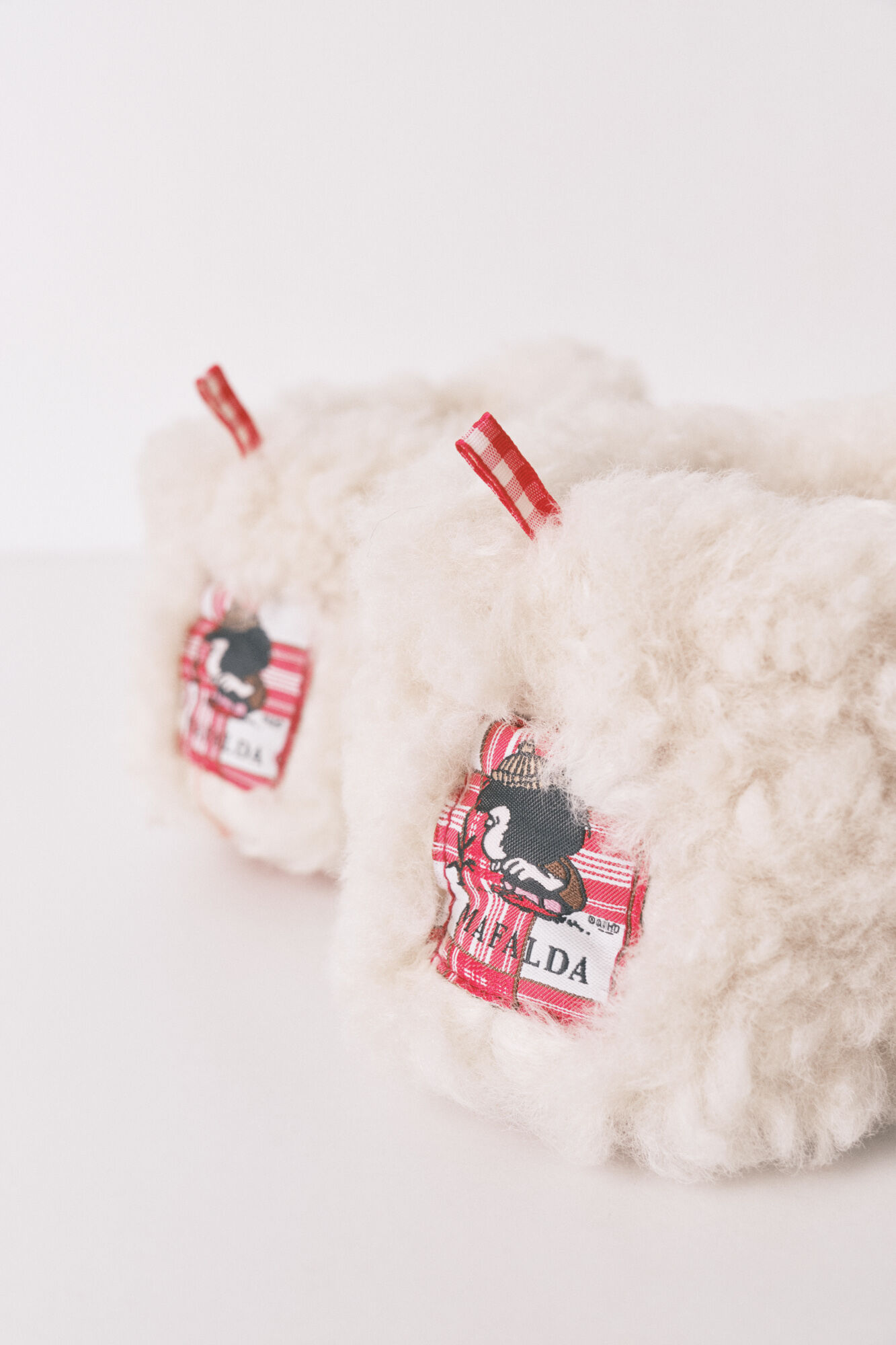 Women'secret Pantuflas para casa botas de pelo blanco Mafalda