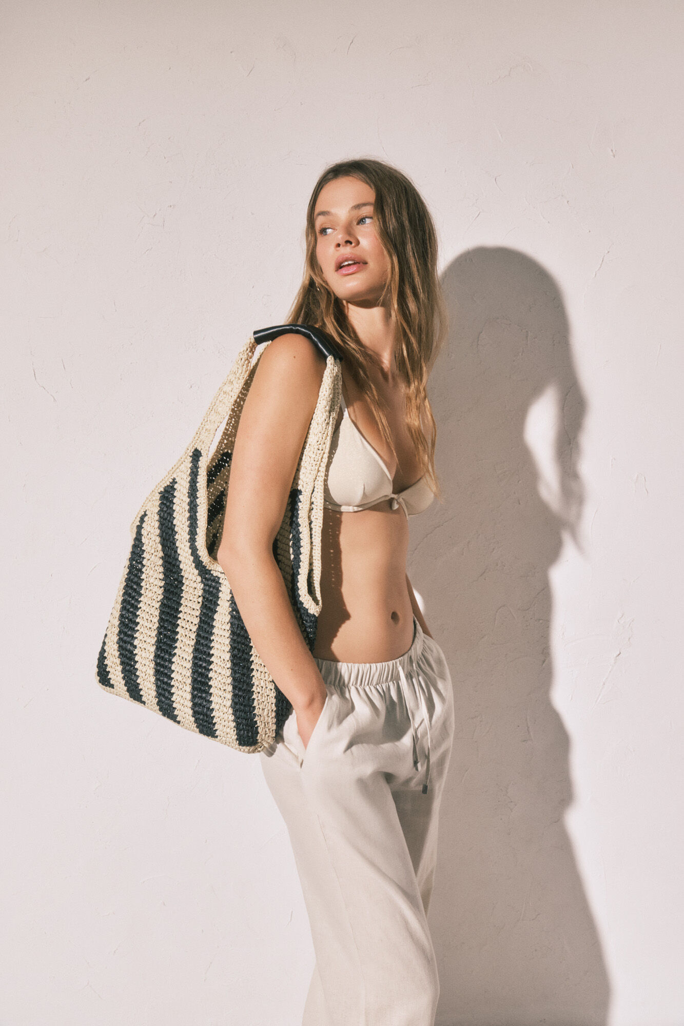 Women'secret Bolsa grande de rafia estampado rayas
