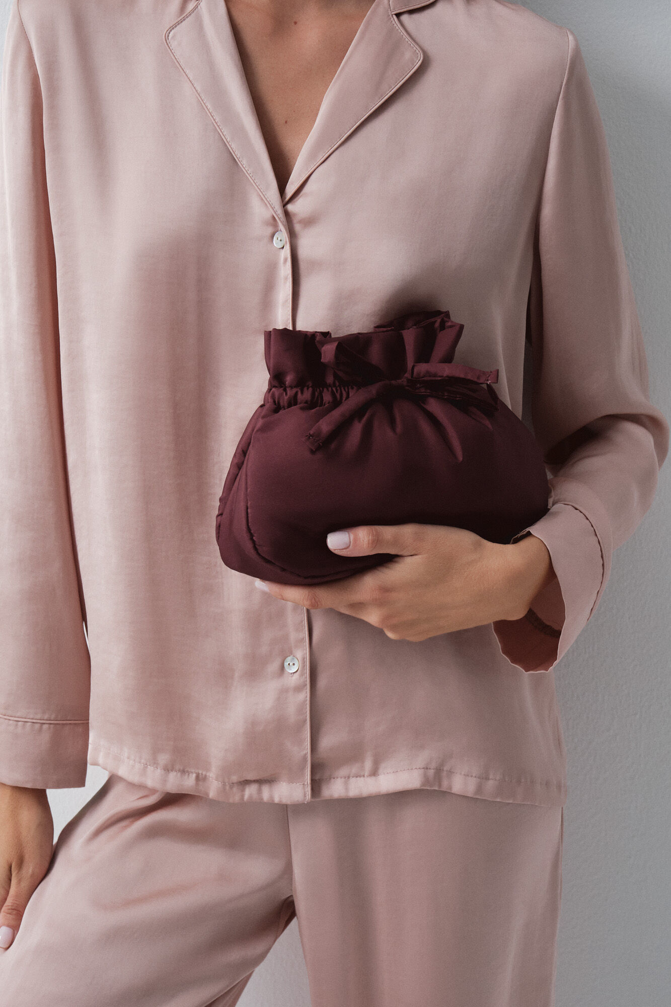 Women'secret Neceser mediano tipo clutch acolchado