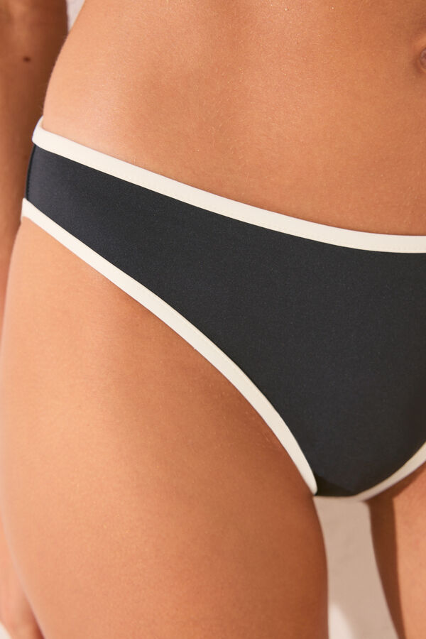 Womensecret Panty bikini clásico blanco marfil vivos contraste negro