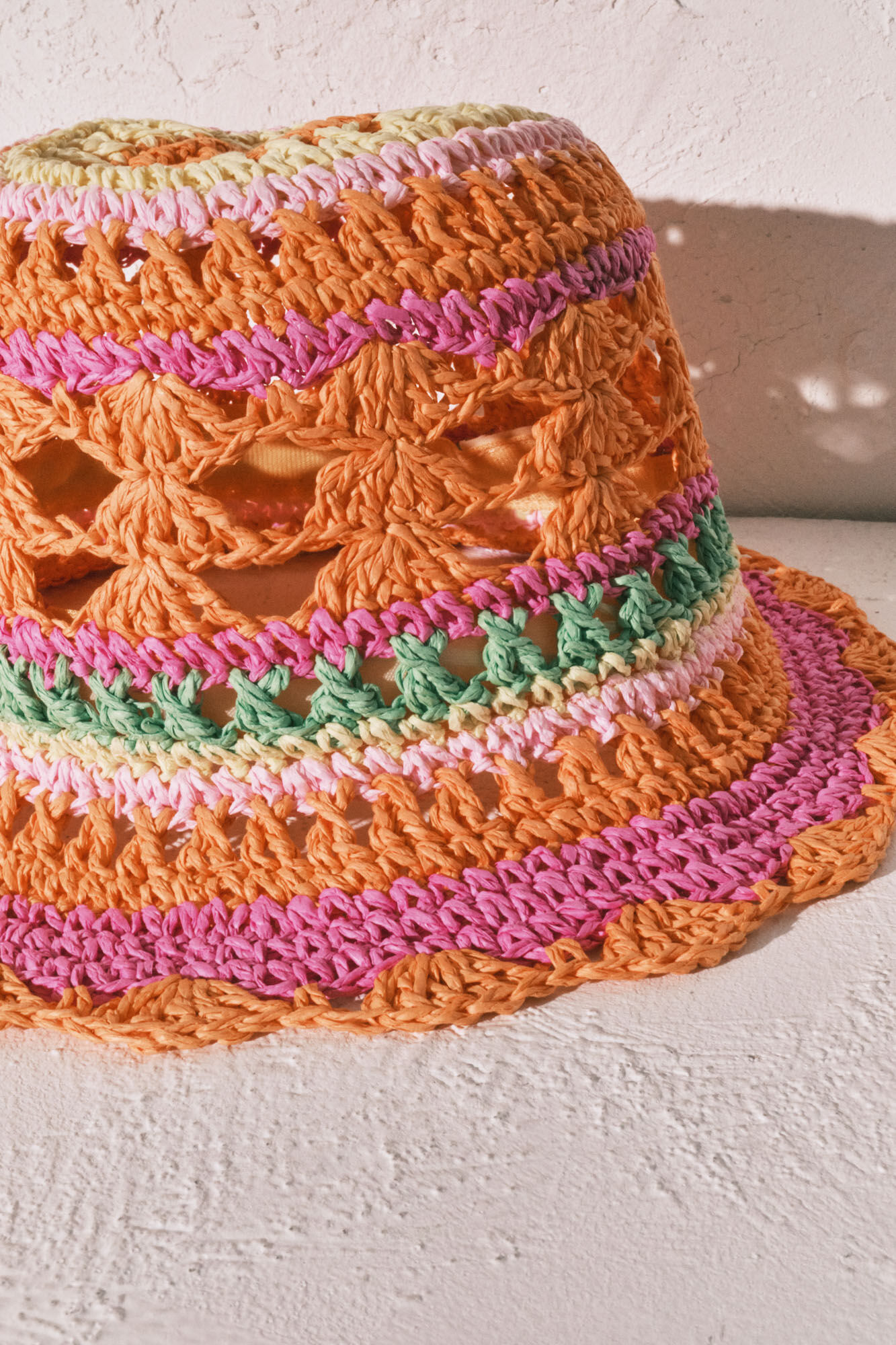Women'secret Sombrero bucket de crochet multicolor