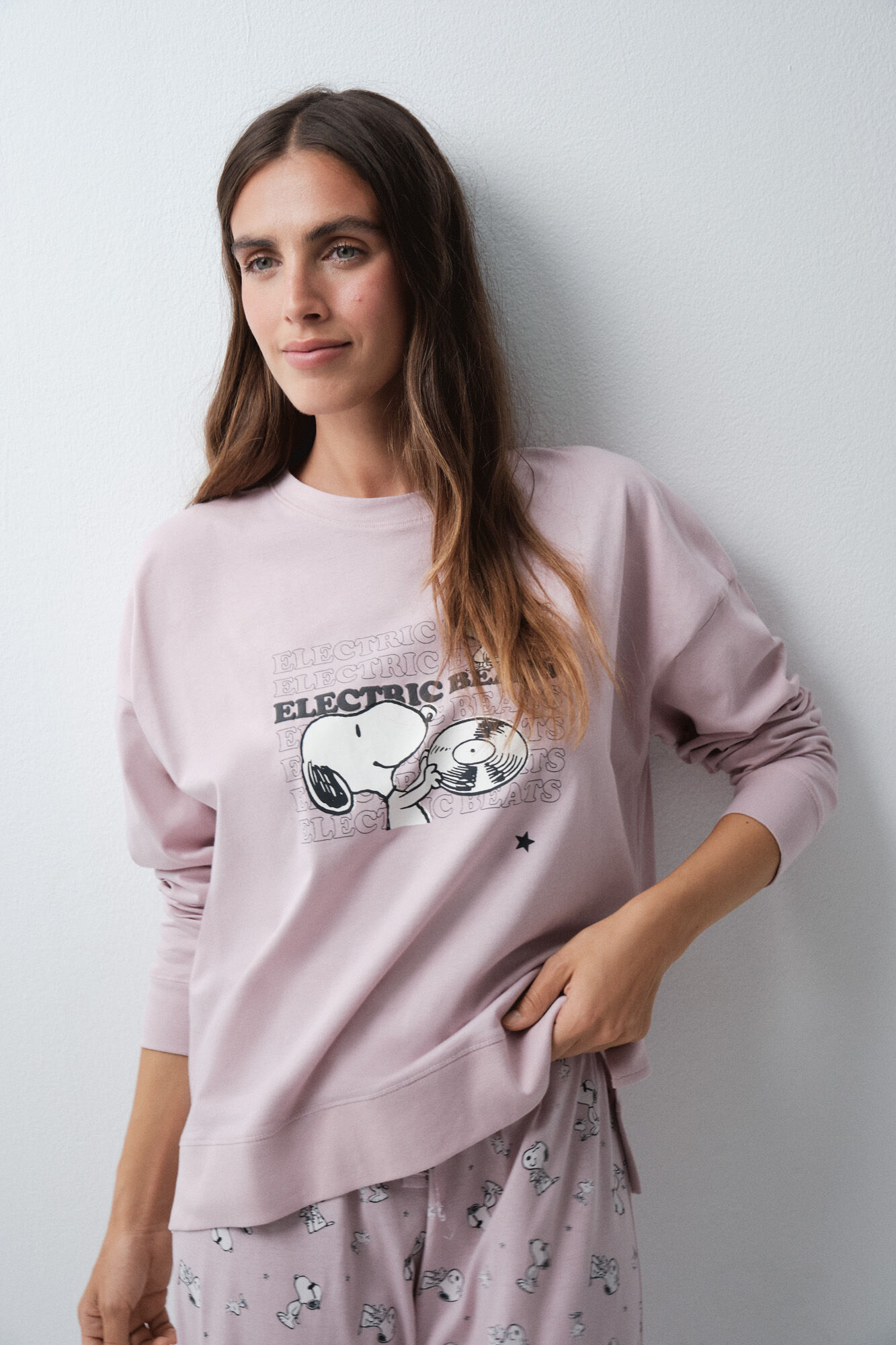 Women'secret Pijama larga de algod&oacute;n Snoopy rosa