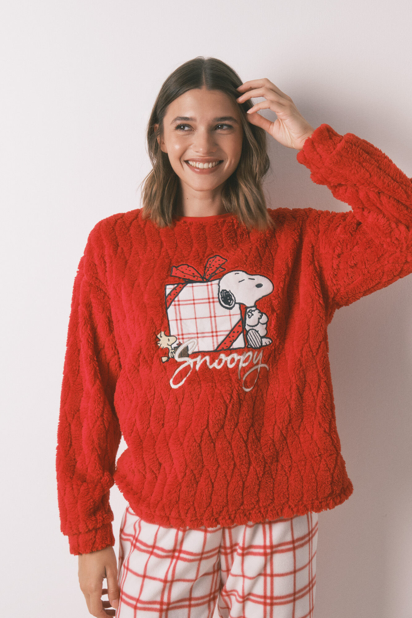 Women'secret Pijama larga largo de polar a forro polar rojos de Snoopy
