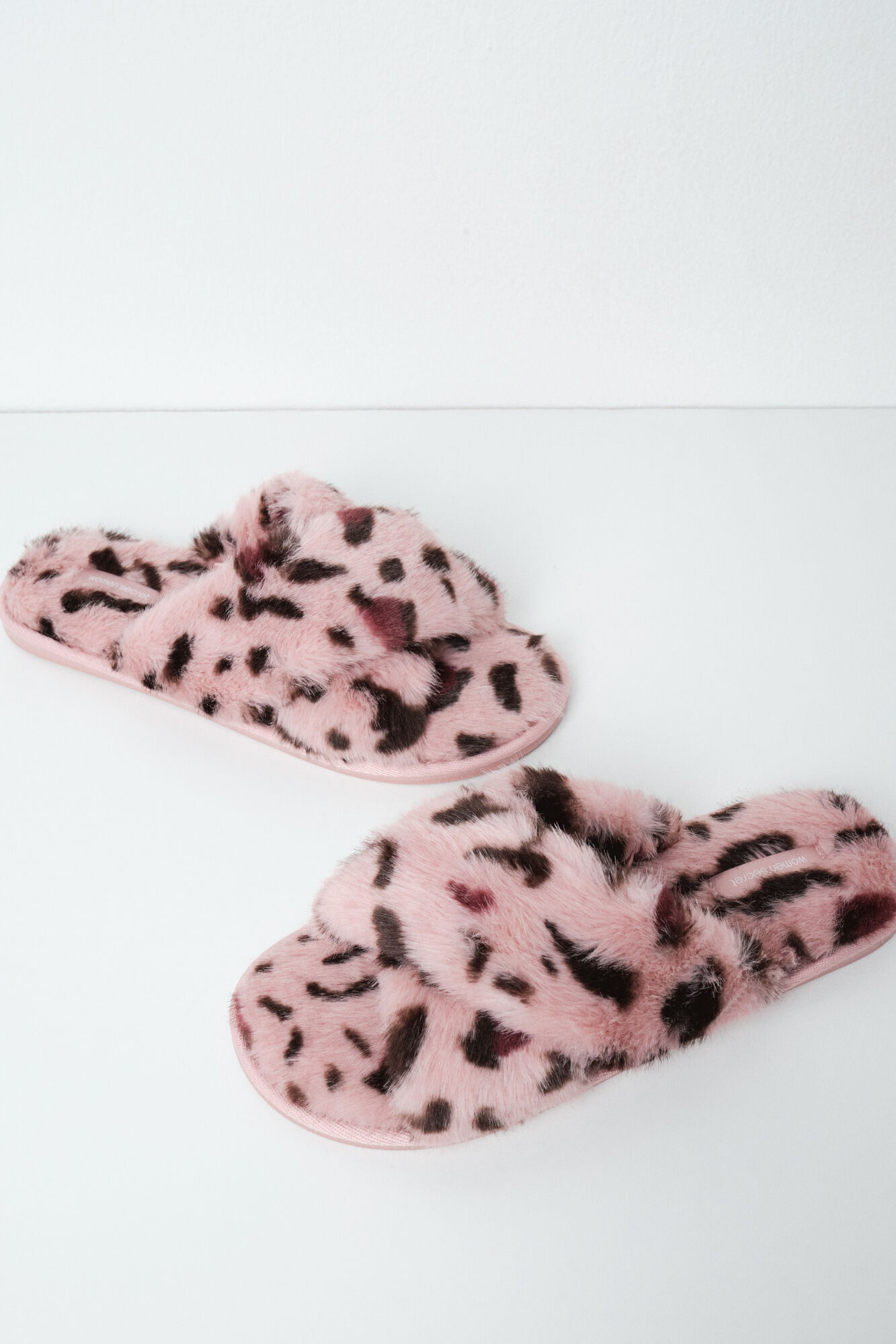 Women'secret Pantunflas de peluche estampado de leopardo