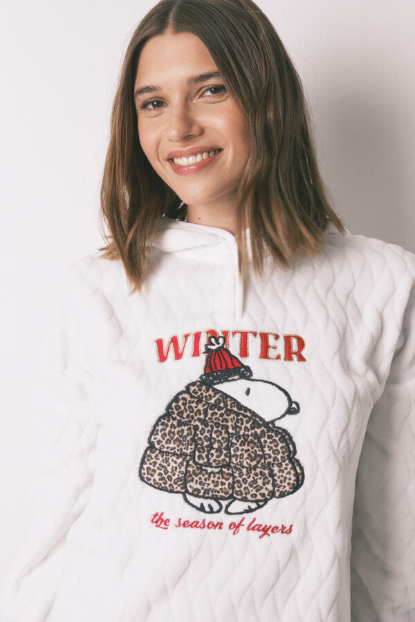 Women'secret Camis&oacute;n corto de forro polar con capucha blanca de Snoopy blanco