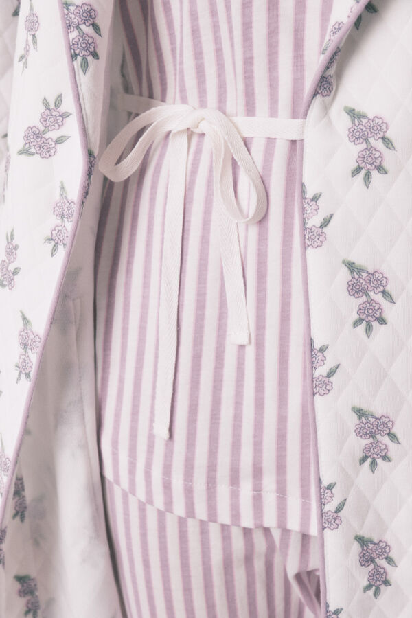 Womensecret Bata midi acolchado con flores lilas y blancas marfil
