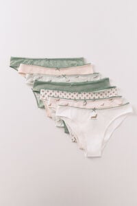 Women'secret Pack 7 panties brasile&ntilde;as de algod&oacute;n rosa y verde