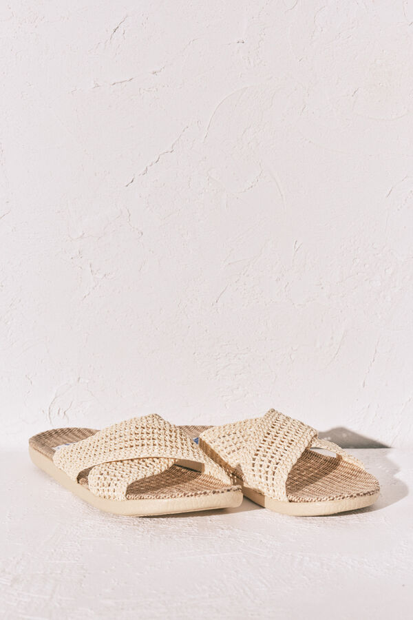 Women'secret Sandalia de tiras efecto rafia caf&eacute;