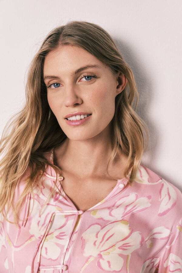 Women'secret Pijama larga satinada estilo oriental rosa