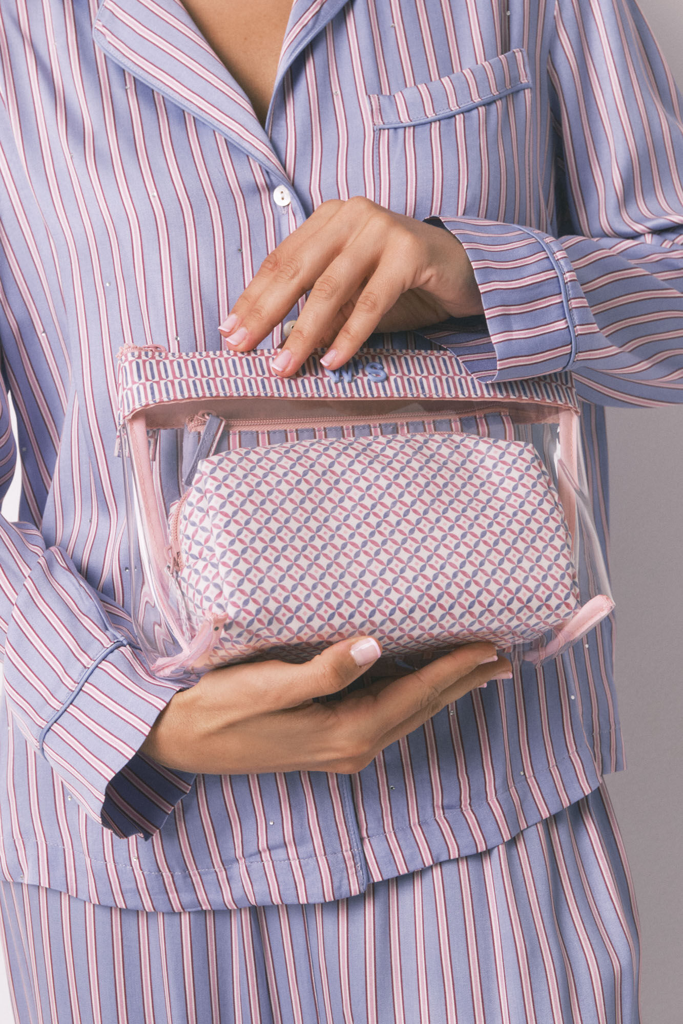 Women'secret Pack de 3 neceseres con estampado geom&eacute;trico