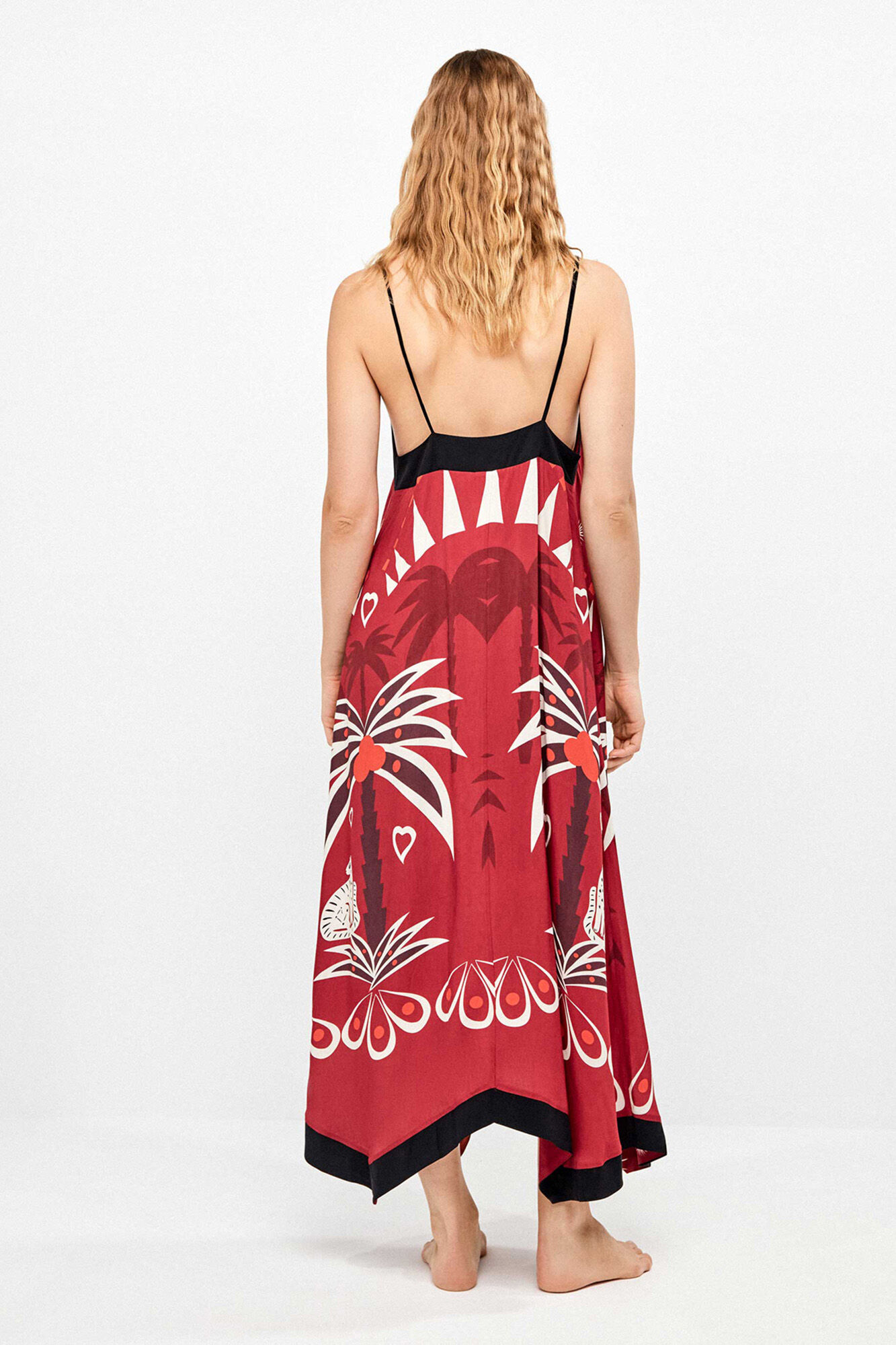 Gisela Vestido de tirantes finos con estampado &eacute;tnico in & out