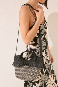 Womensecret Bolsa mediana de rafia negra con flecos . café