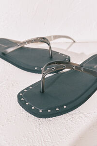 Women'secret Chanclas de punta cuadrada negras con tachuelas